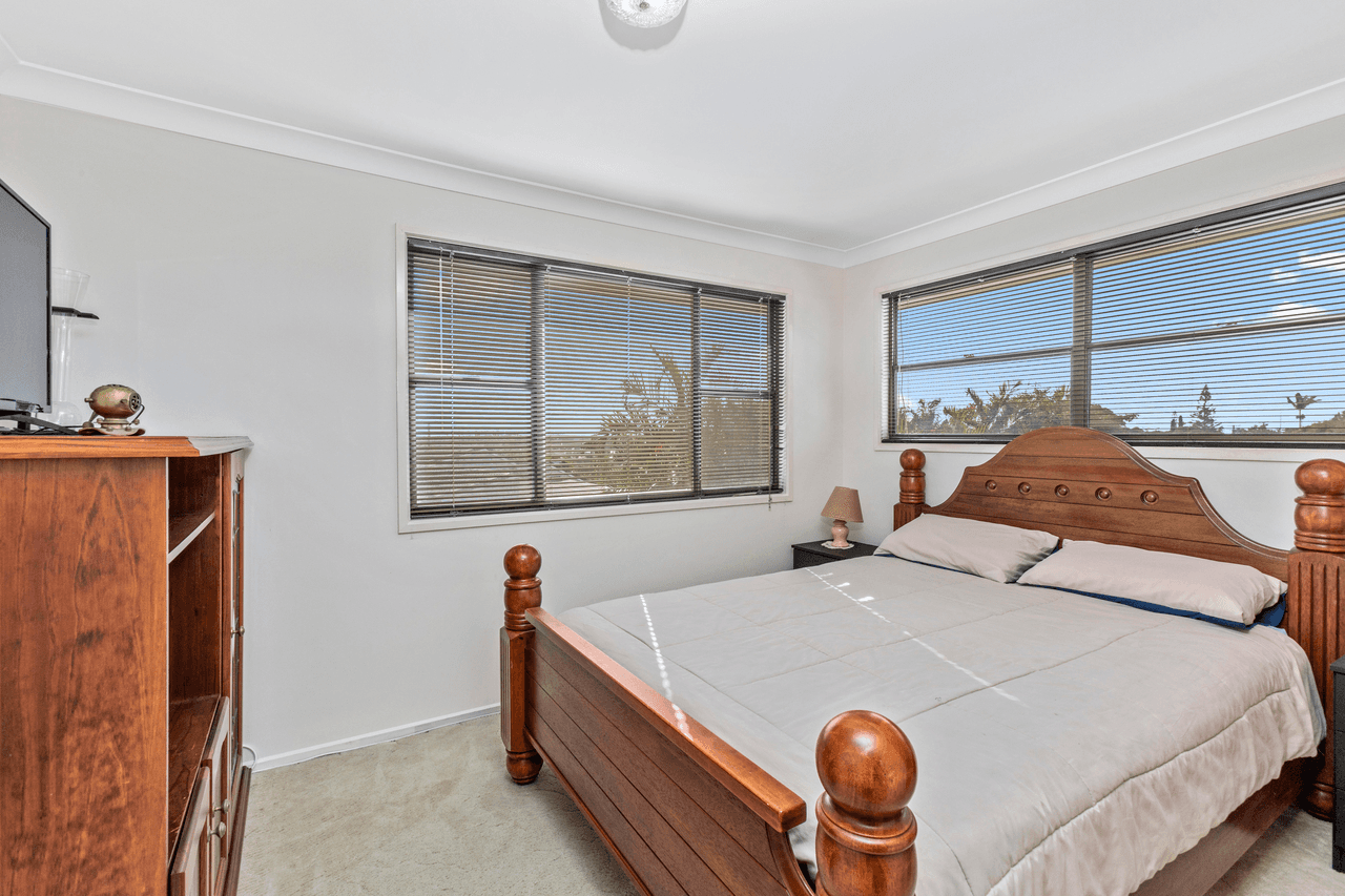 43 Terranora Road, BANORA POINT, NSW 2486