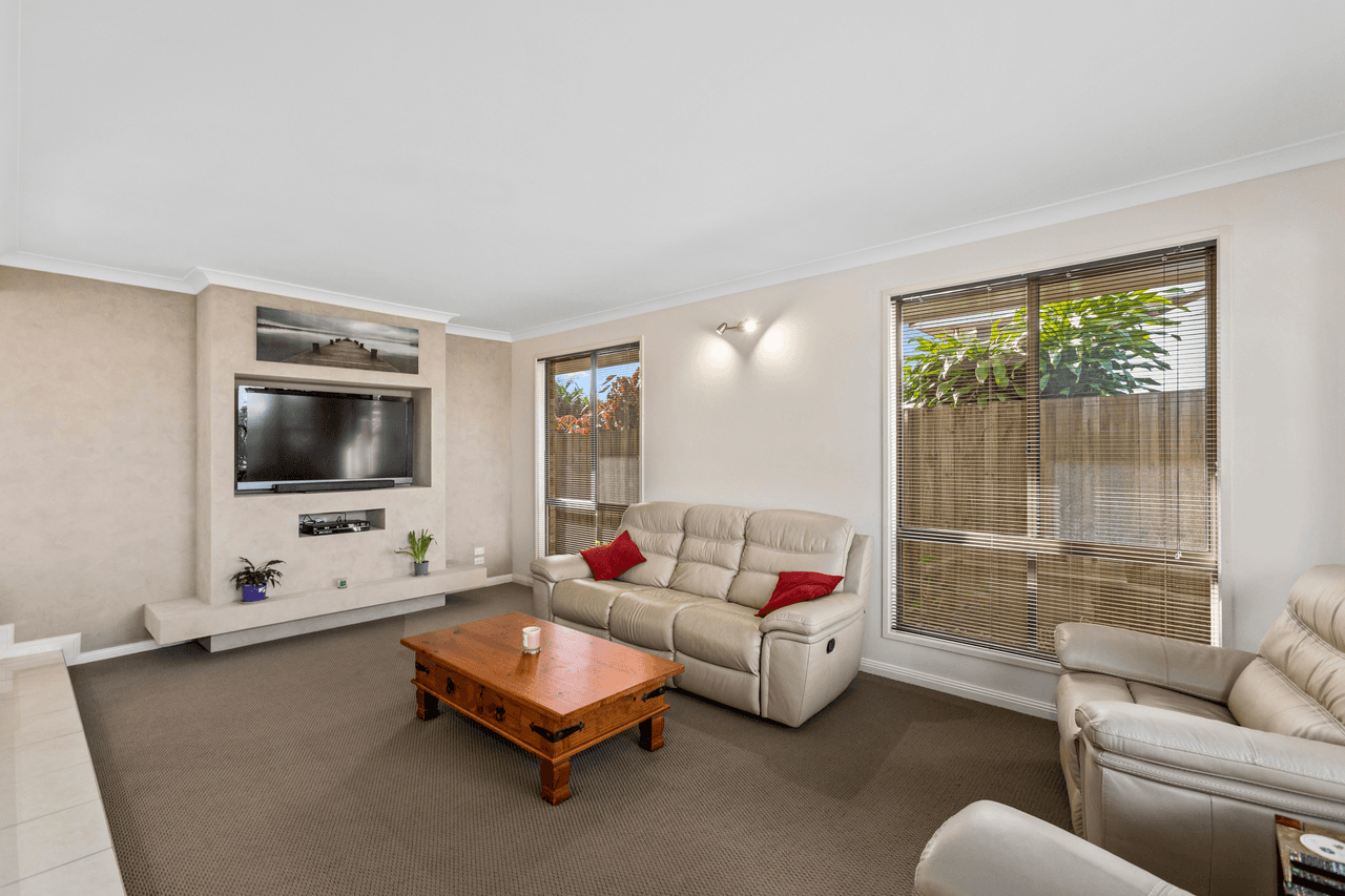 43 Terranora Road, BANORA POINT, NSW 2486