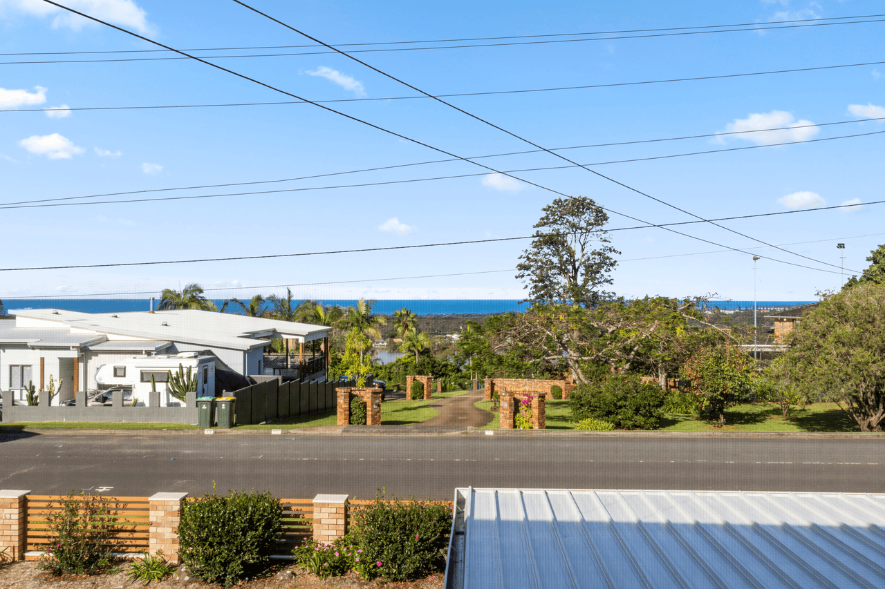 43 Terranora Road, BANORA POINT, NSW 2486