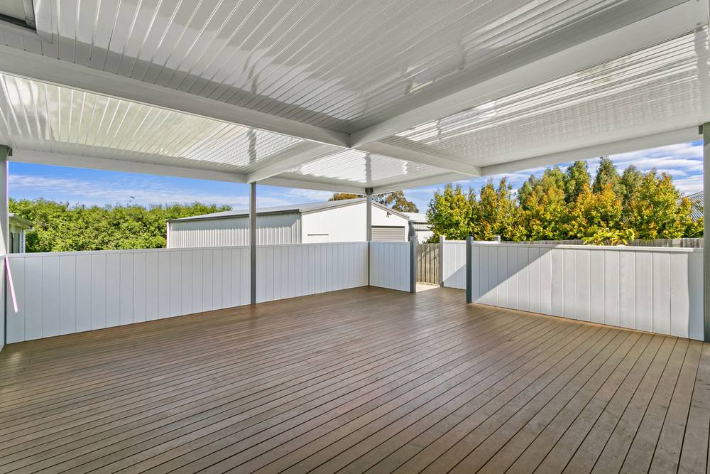 36 Campbell Grove, LAKES ENTRANCE, VIC 3909