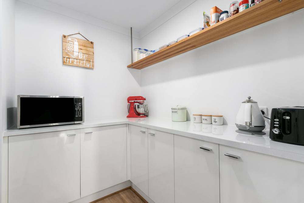 36 Campbell Grove, LAKES ENTRANCE, VIC 3909
