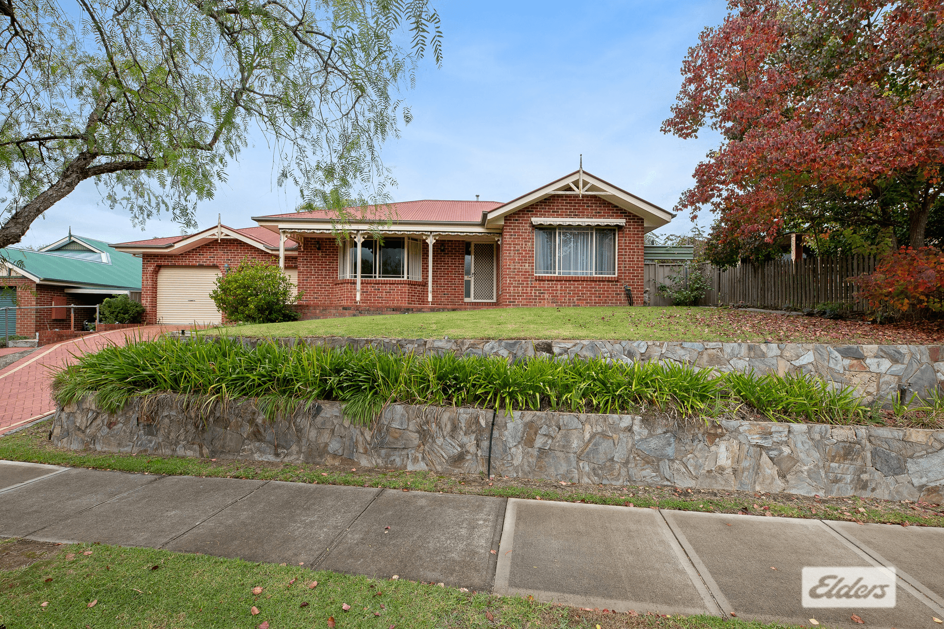 8 Helsingor Avenue, Wodonga, VIC 3690