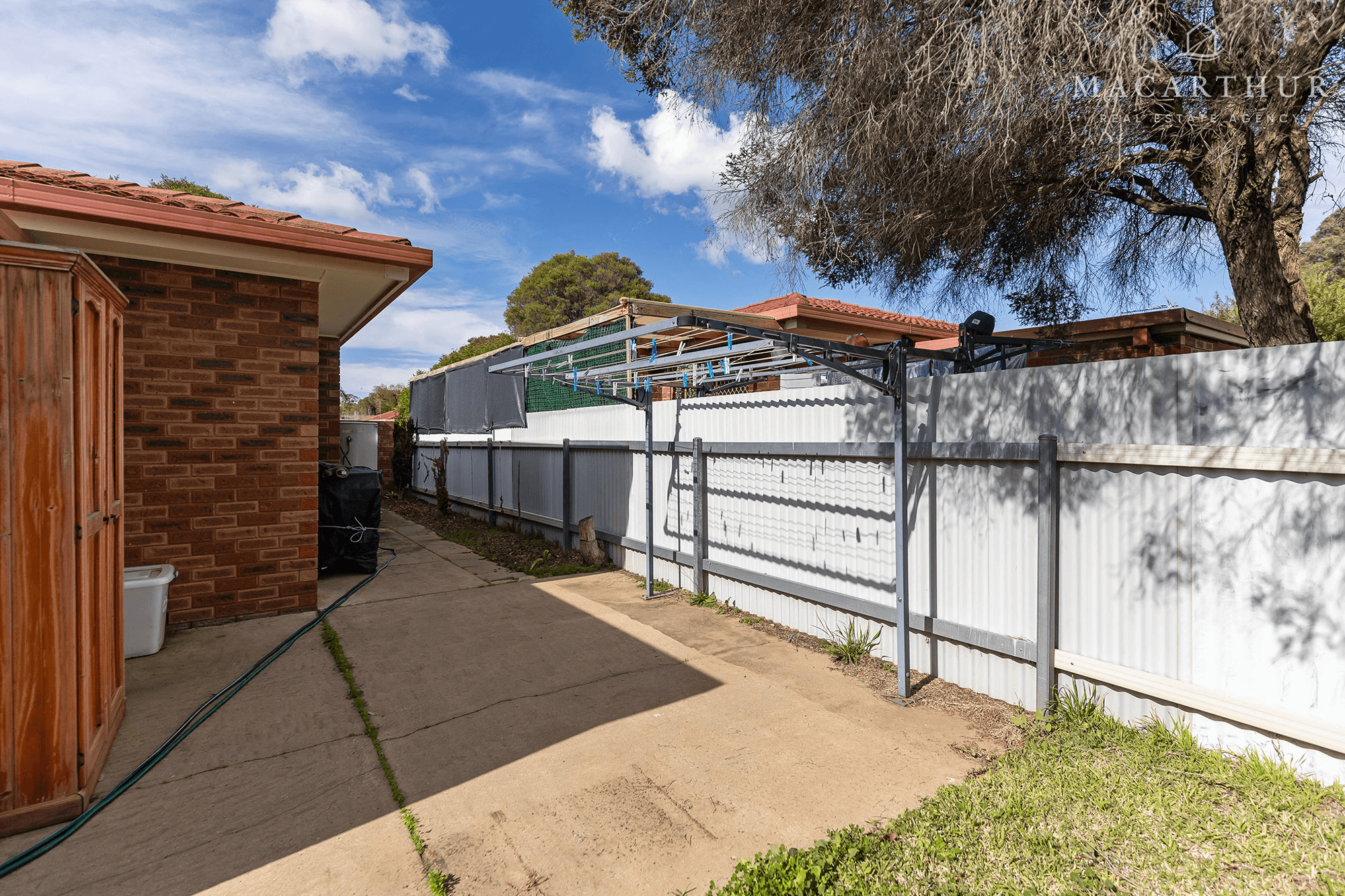 2/54 Adjin Street, Mount Austin, NSW 2650