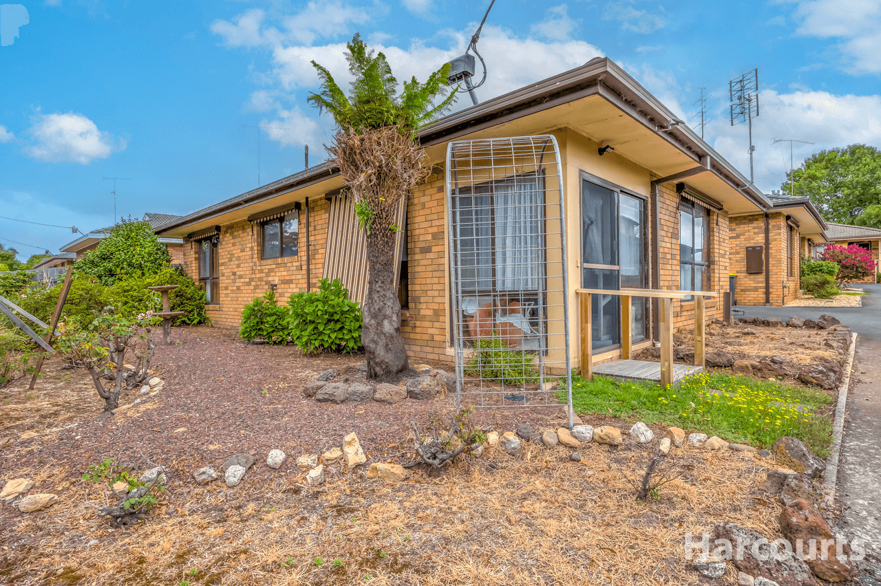 1/32 Mitchells Road, MOE, VIC 3825