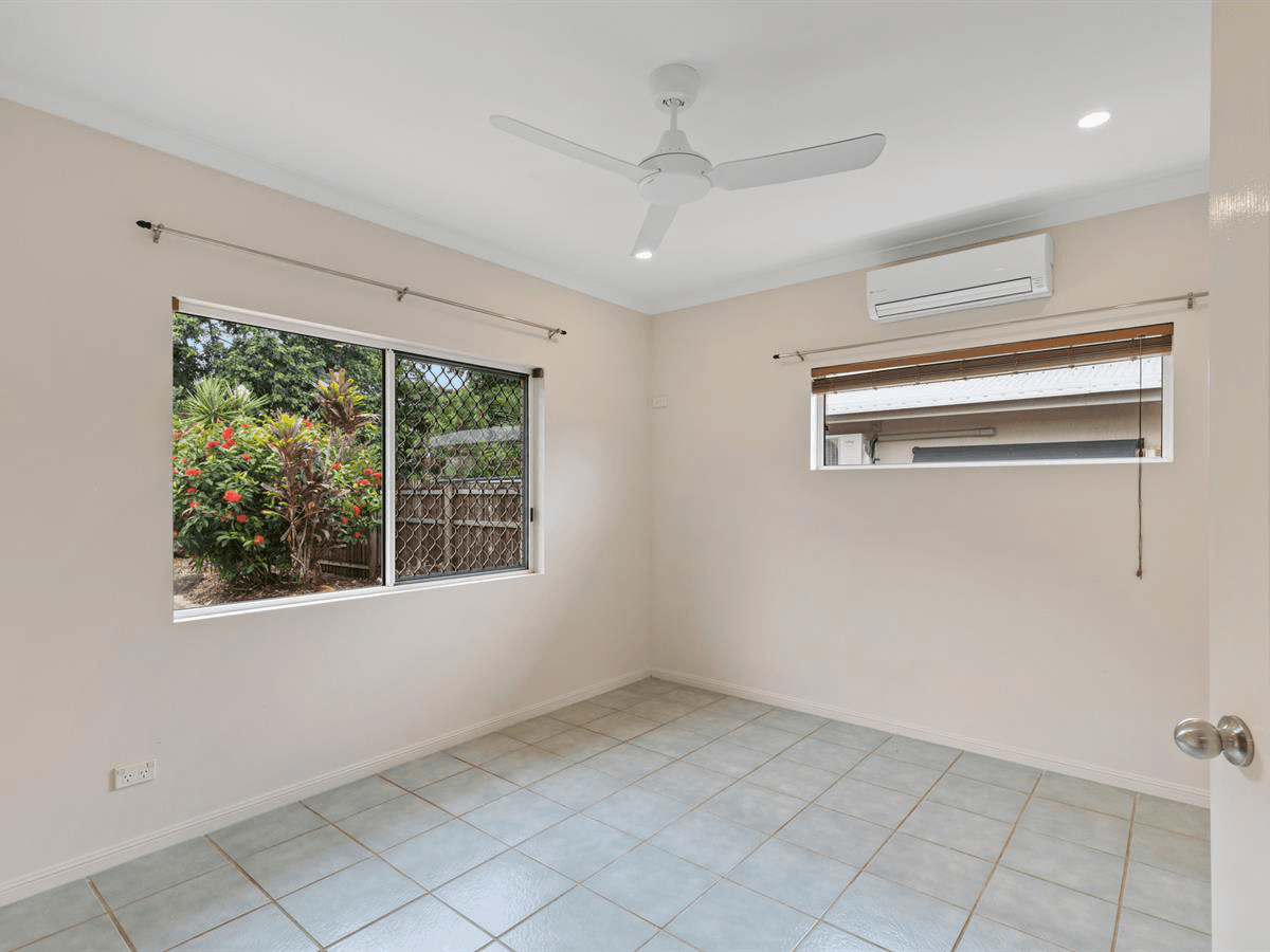 12 Ebony Street, Redlynch, QLD 4870