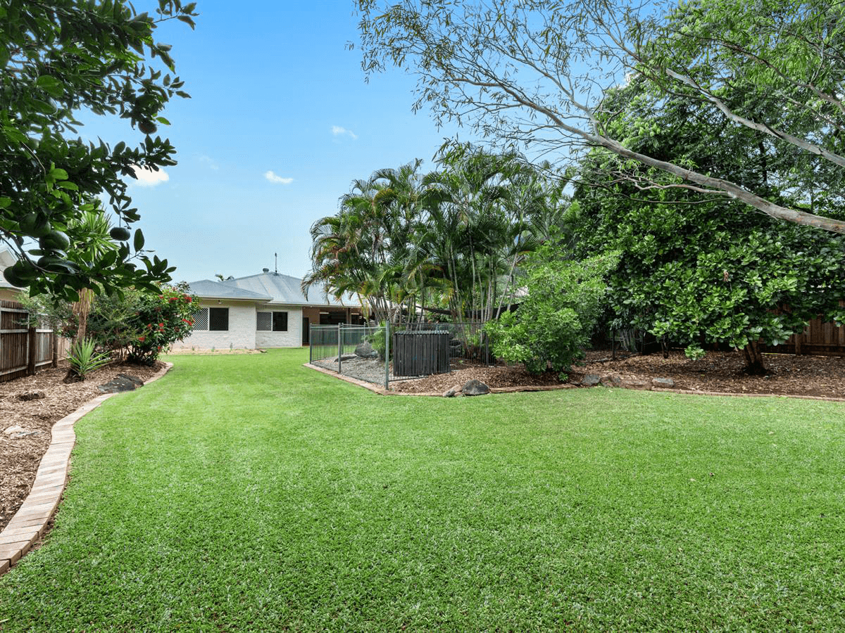 12 Ebony Street, Redlynch, QLD 4870