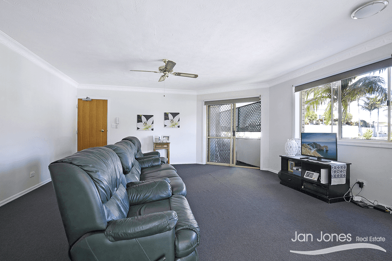 Unit 1/45 Marine Pde, Redcliffe, QLD 4020