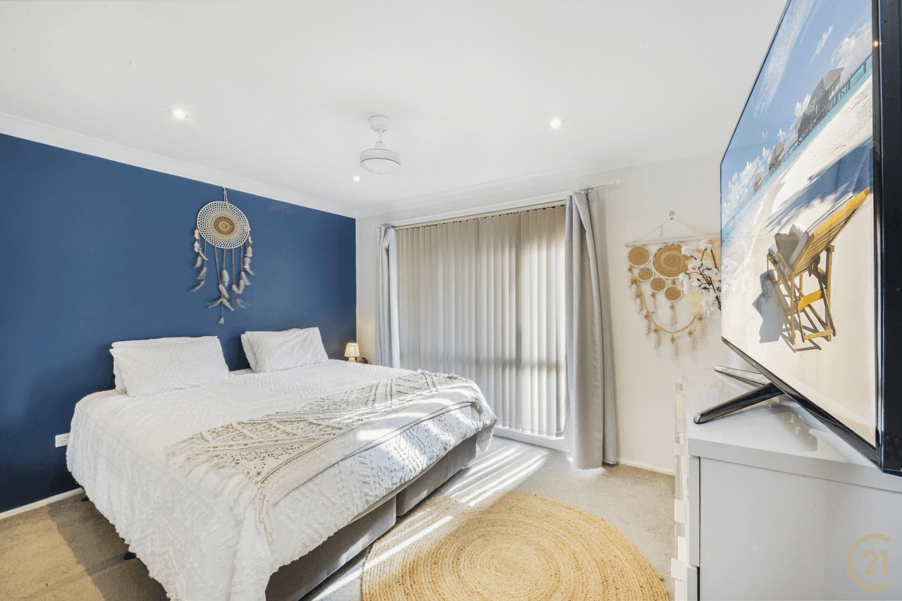 33 Kuburra Road, Erina, NSW 2250