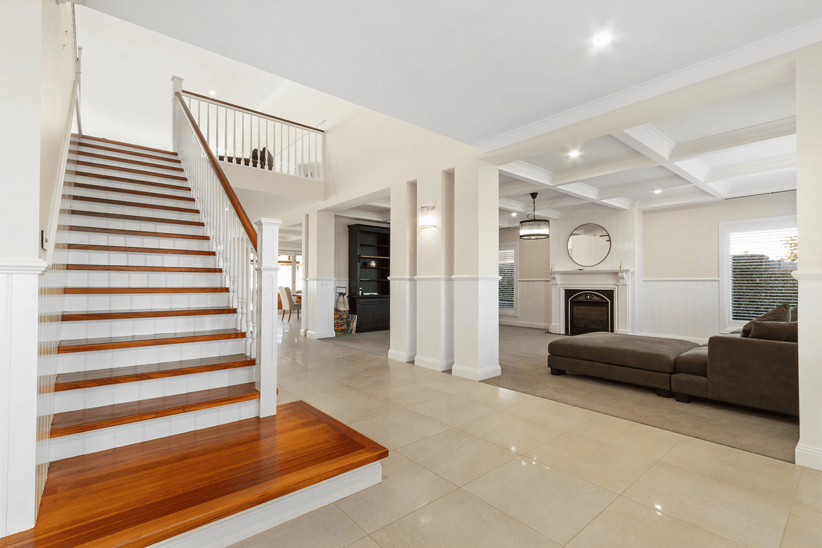 92 Hazel Road, Kalimna, VIC 3909