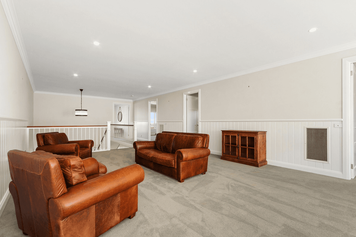 92 Hazel Road, Kalimna, VIC 3909