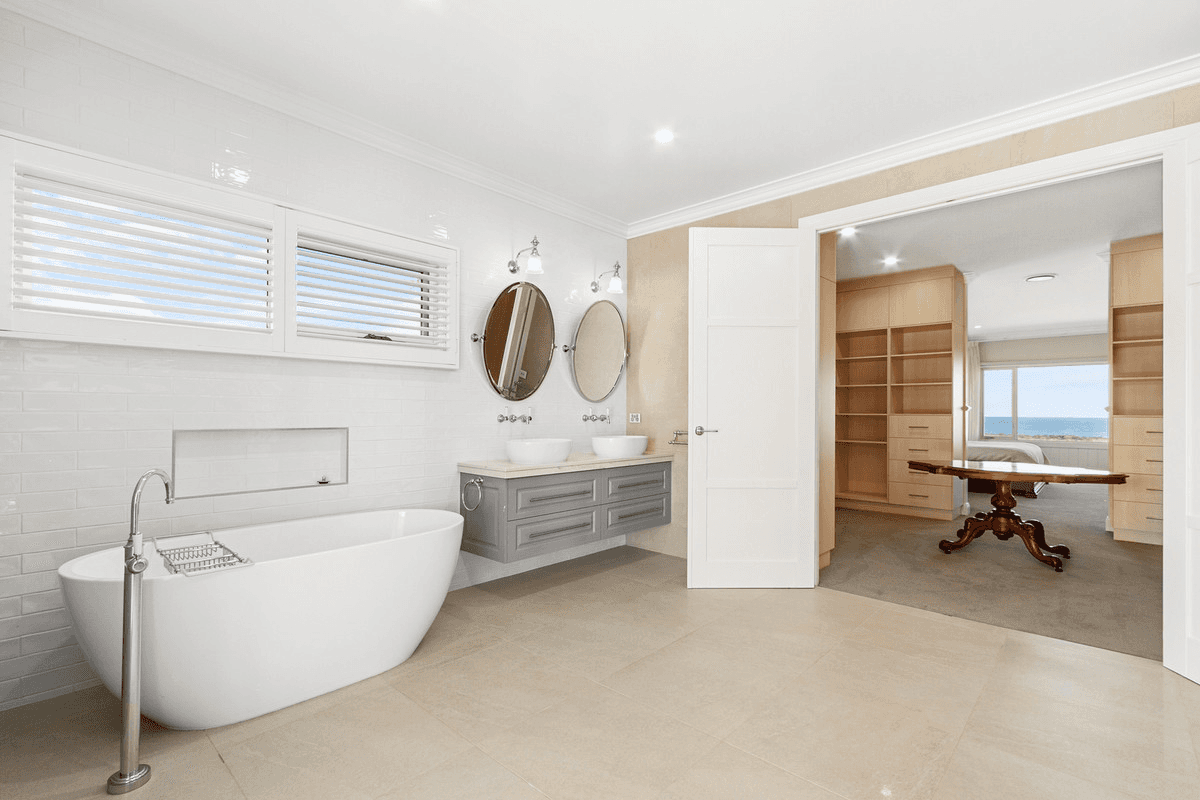 92 Hazel Road, Kalimna, VIC 3909