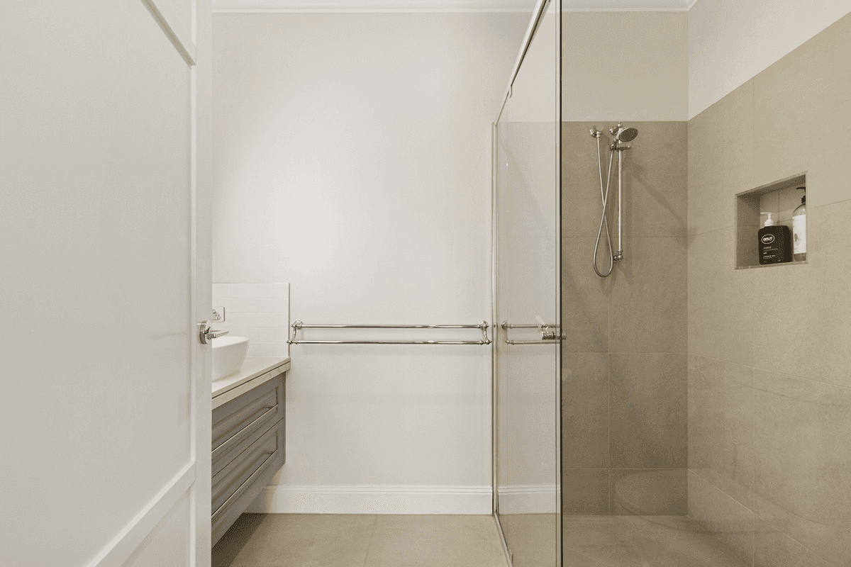 92 Hazel Road, Kalimna, VIC 3909