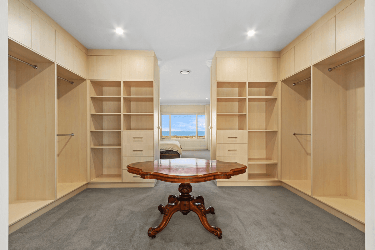 92 Hazel Road, Kalimna, VIC 3909