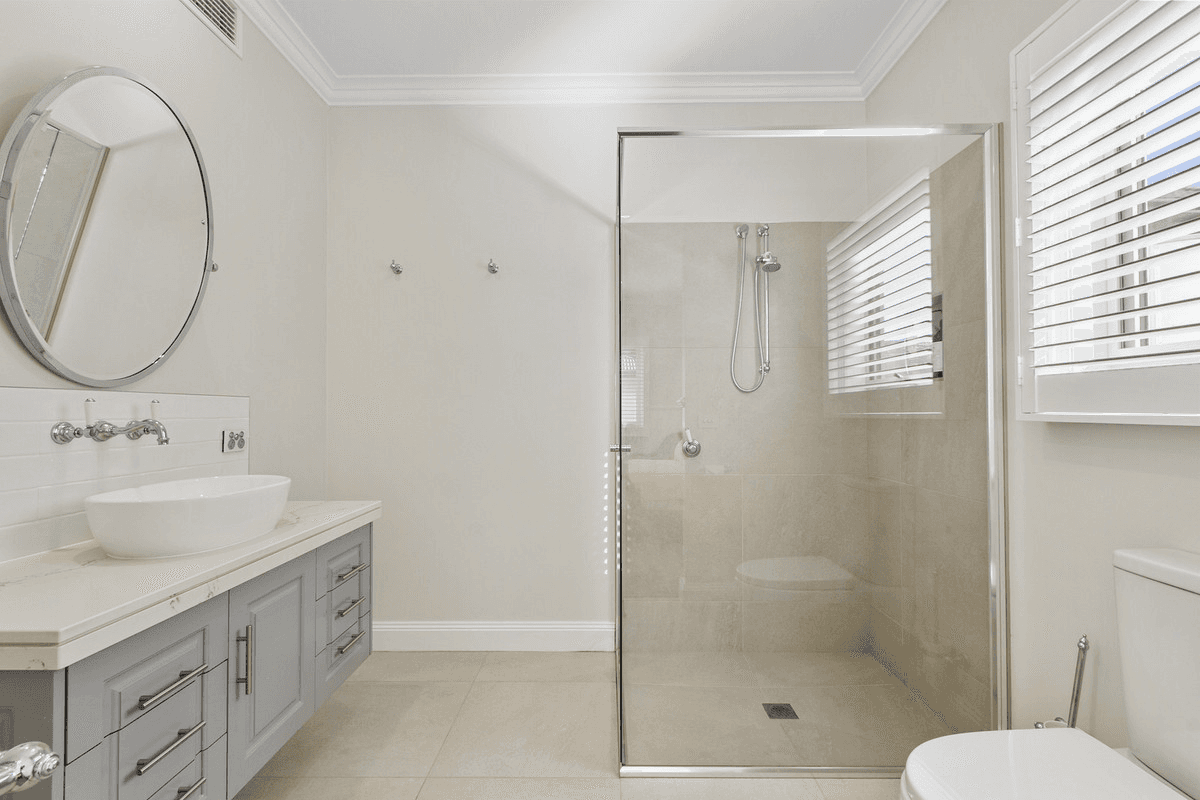 92 Hazel Road, Kalimna, VIC 3909