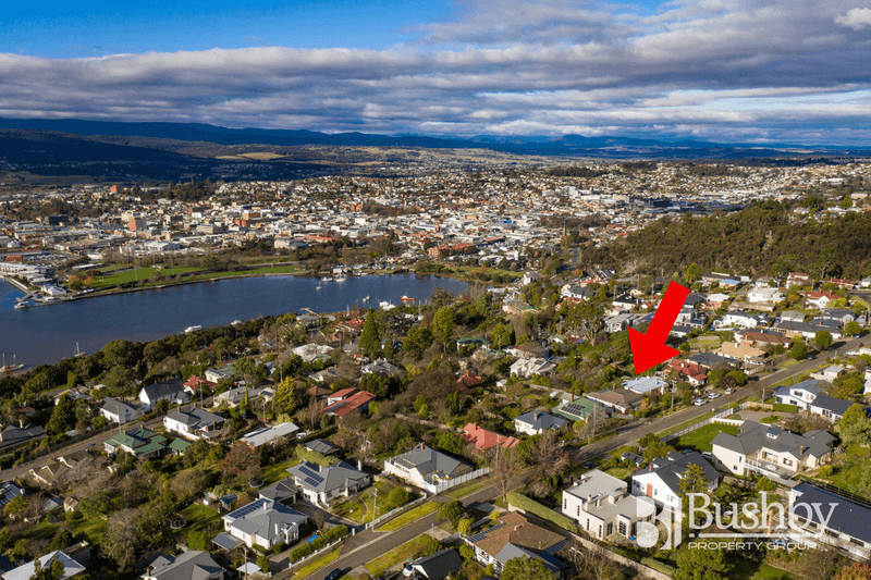 24 Delamere Crescent, TREVALLYN, TAS 7250