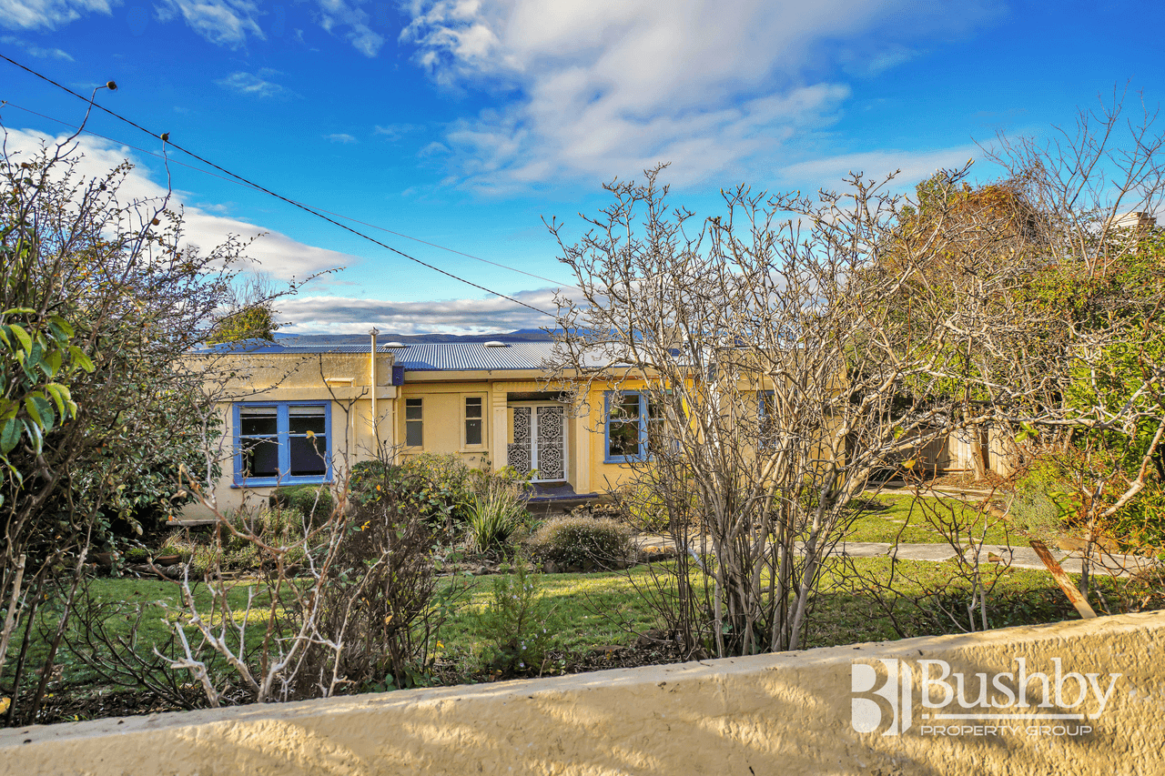 24 Delamere Crescent, TREVALLYN, TAS 7250