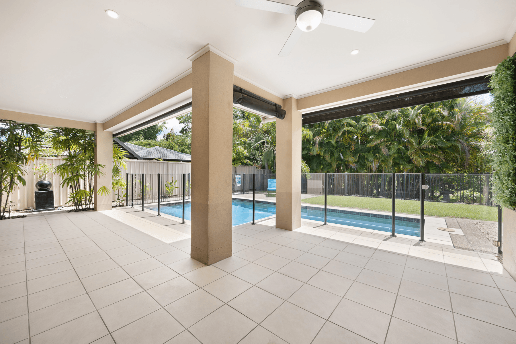 11 Oak Street, COOROY, QLD 4563