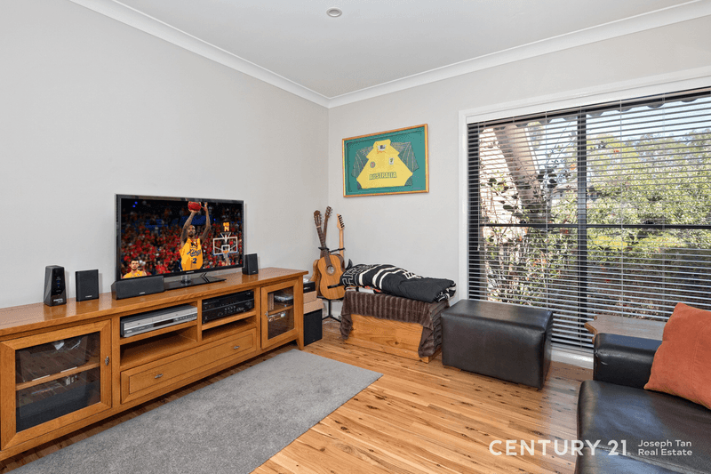 32 Cedarwood Drive, Cherrybrook, NSW 2126