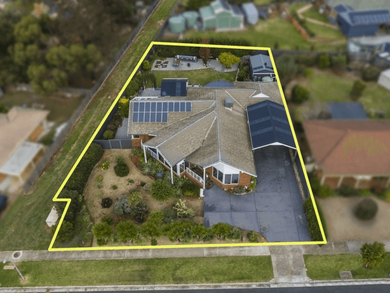 49 Clifton Drive, Bacchus Marsh, VIC 3340