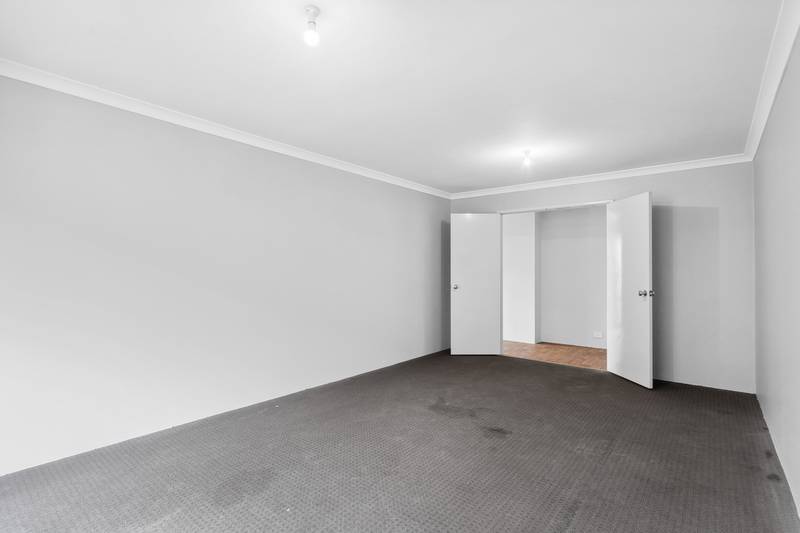 9 Riverland Drive, Ellenbrook, WA 6069