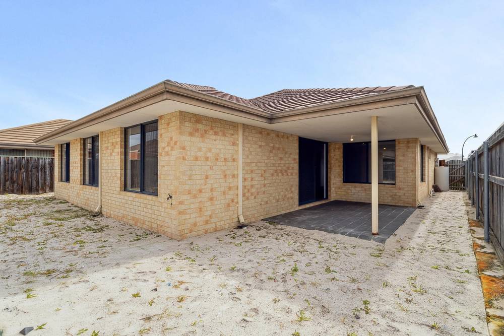 9 Riverland Drive, Ellenbrook, WA 6069