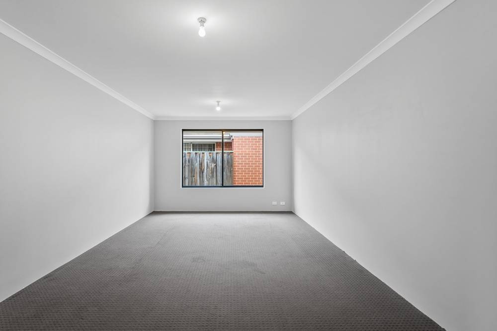 9 Riverland Drive, Ellenbrook, WA 6069