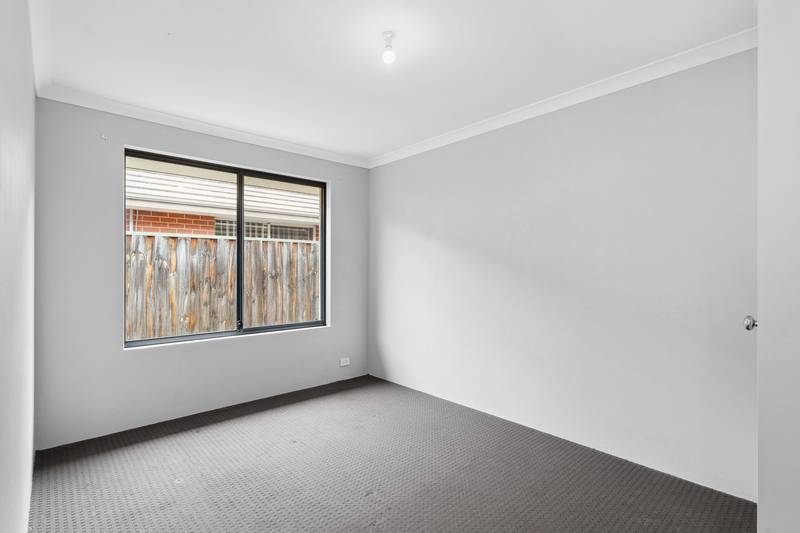 9 Riverland Drive, Ellenbrook, WA 6069