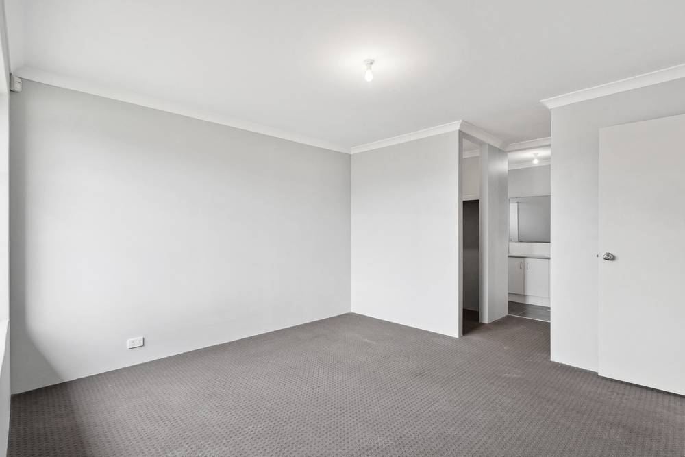 9 Riverland Drive, Ellenbrook, WA 6069