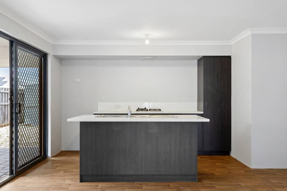 9 Riverland Drive, Ellenbrook, WA 6069