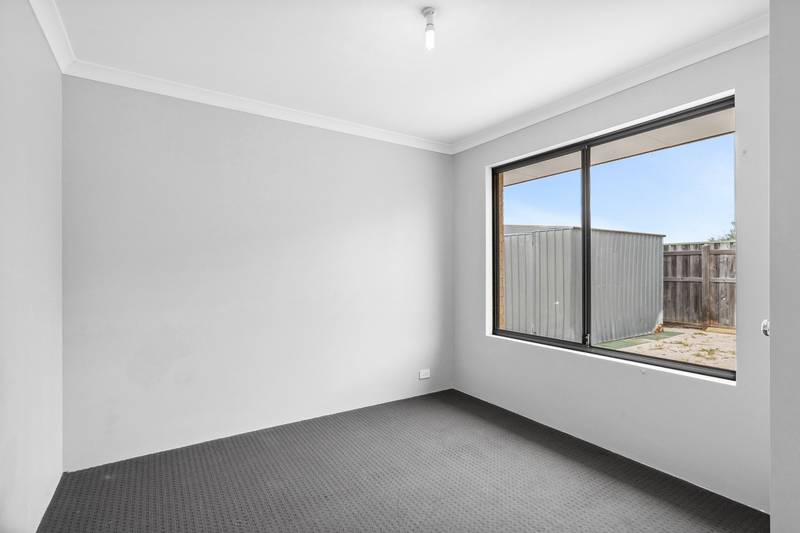 9 Riverland Drive, Ellenbrook, WA 6069