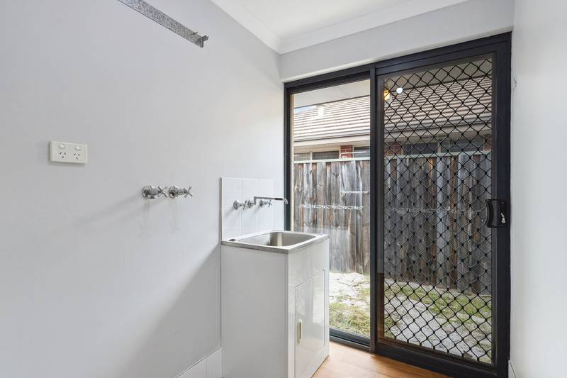 9 Riverland Drive, Ellenbrook, WA 6069