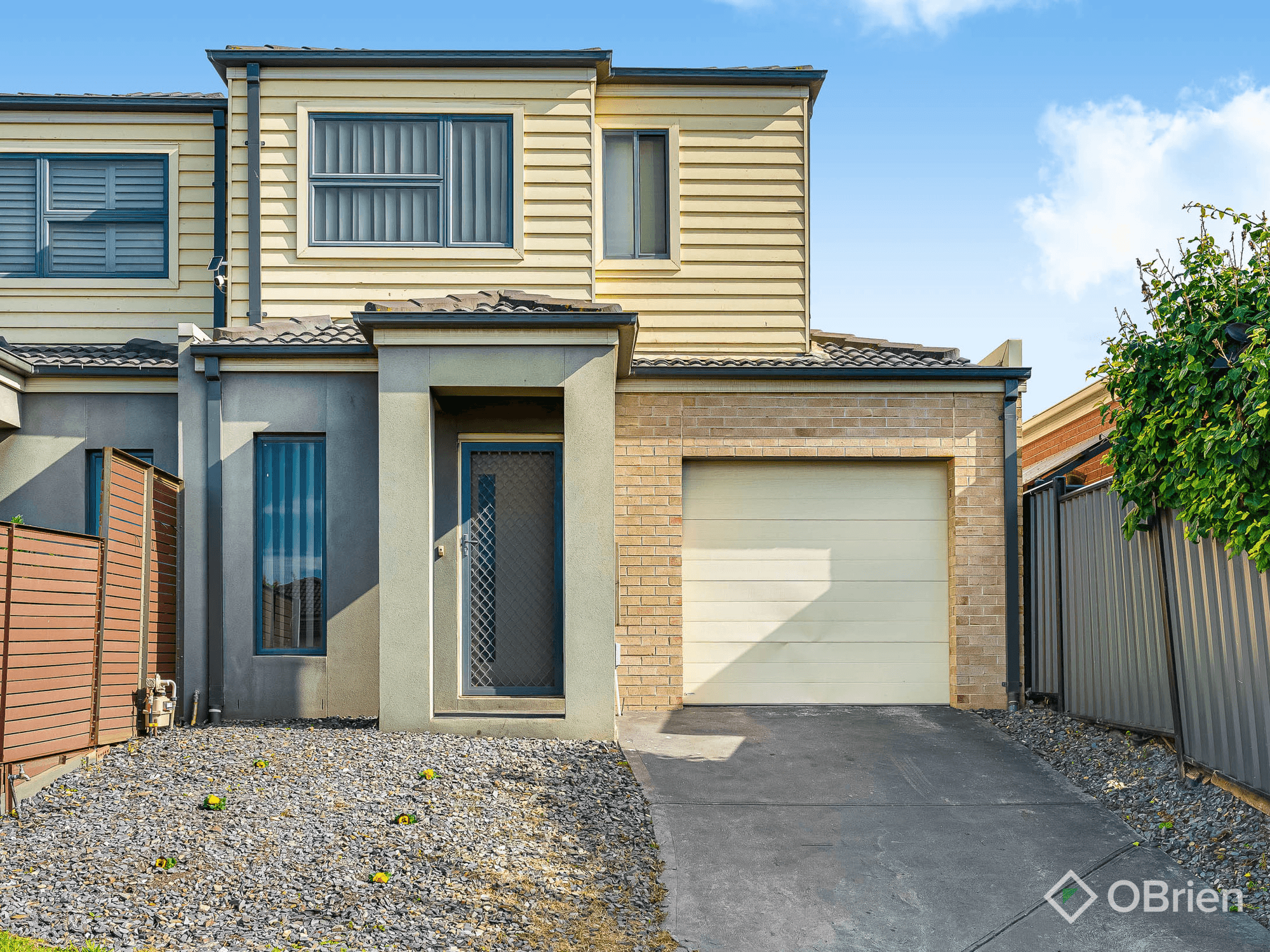 1/2 Glamis Court, Derrimut, VIC 3026