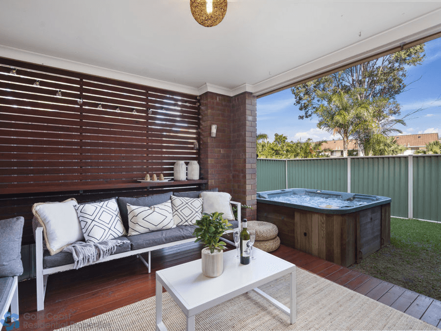 90/601 Pine Ridge Road, BIGGERA WATERS, QLD 4216