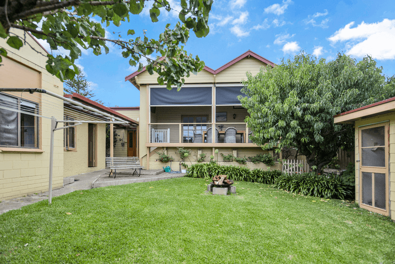 49 Seaview Road, VICTOR HARBOR, SA 5211