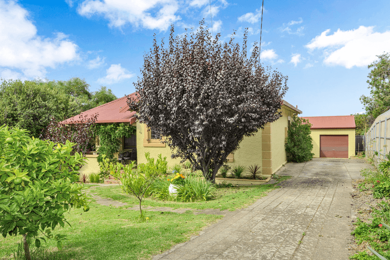 49 Seaview Road, VICTOR HARBOR, SA 5211