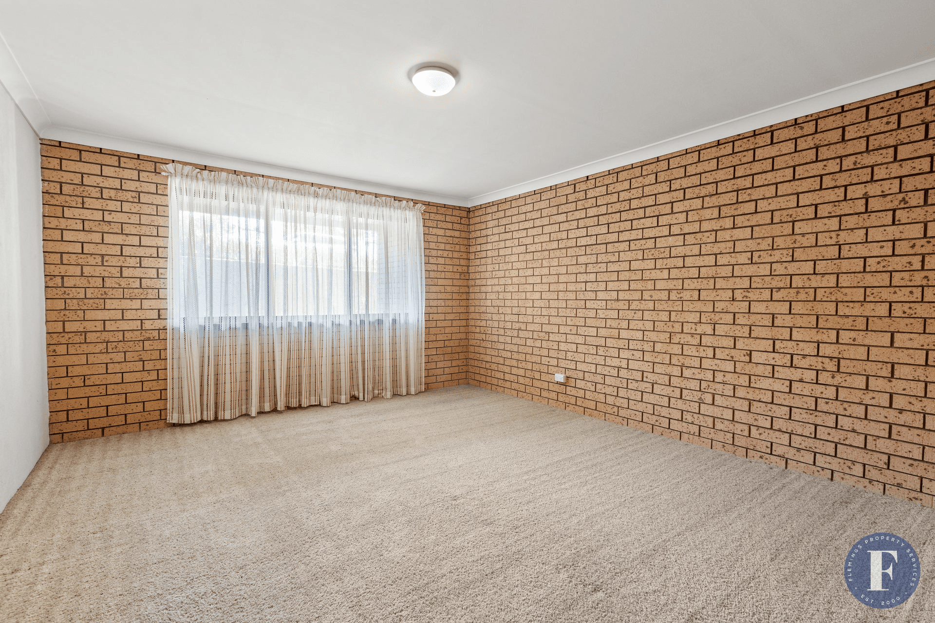 15 Main Street, Young, NSW 2594