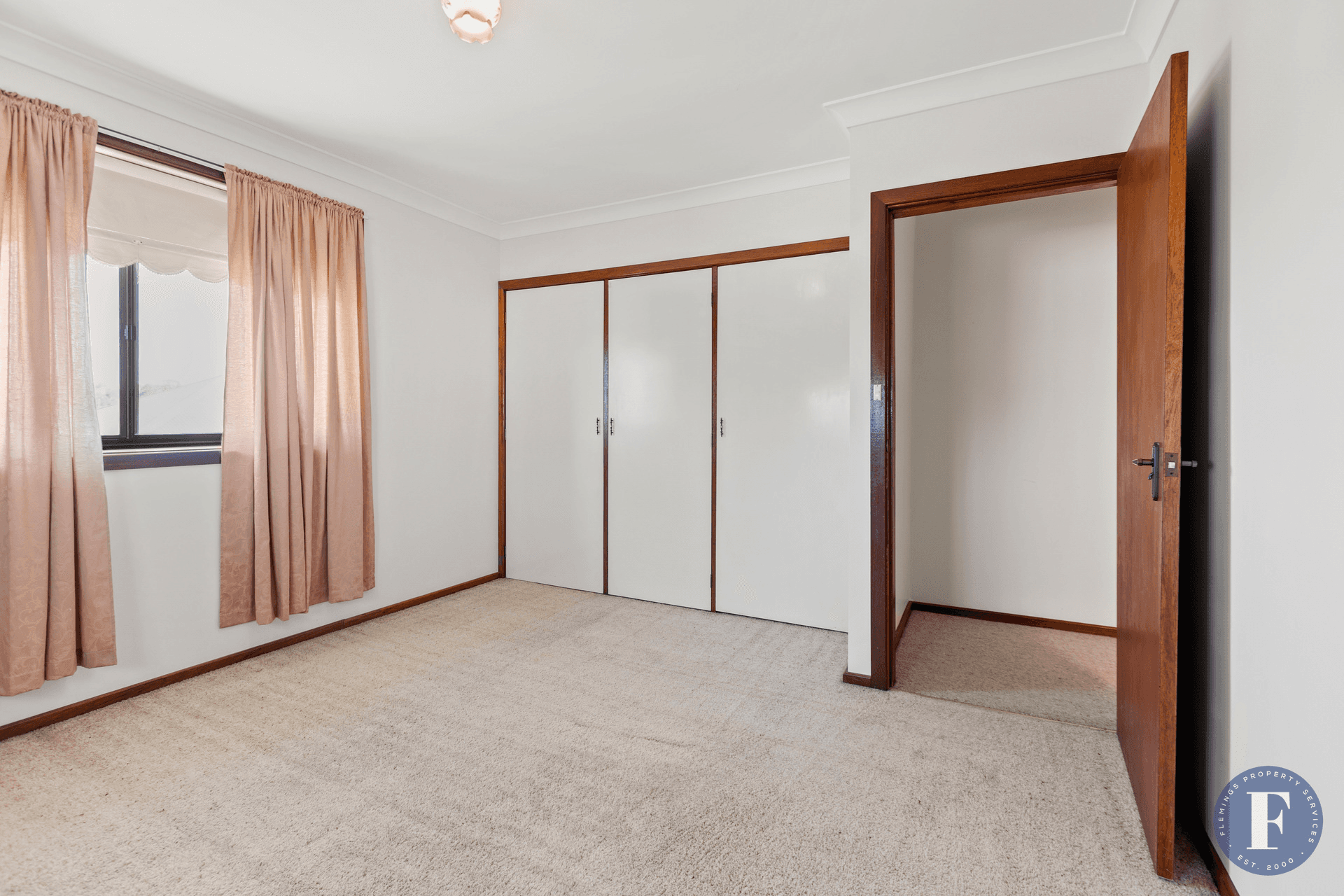 15 Main Street, Young, NSW 2594