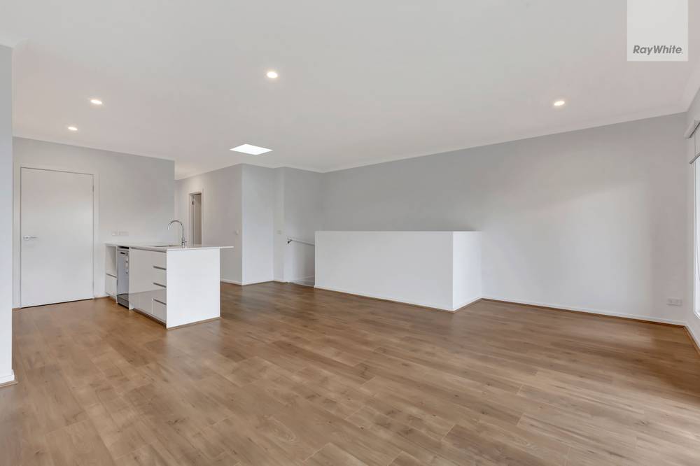 4/50 Plush Circuit, EPPING, VIC 3076