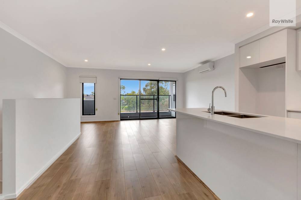 4/50 Plush Circuit, EPPING, VIC 3076