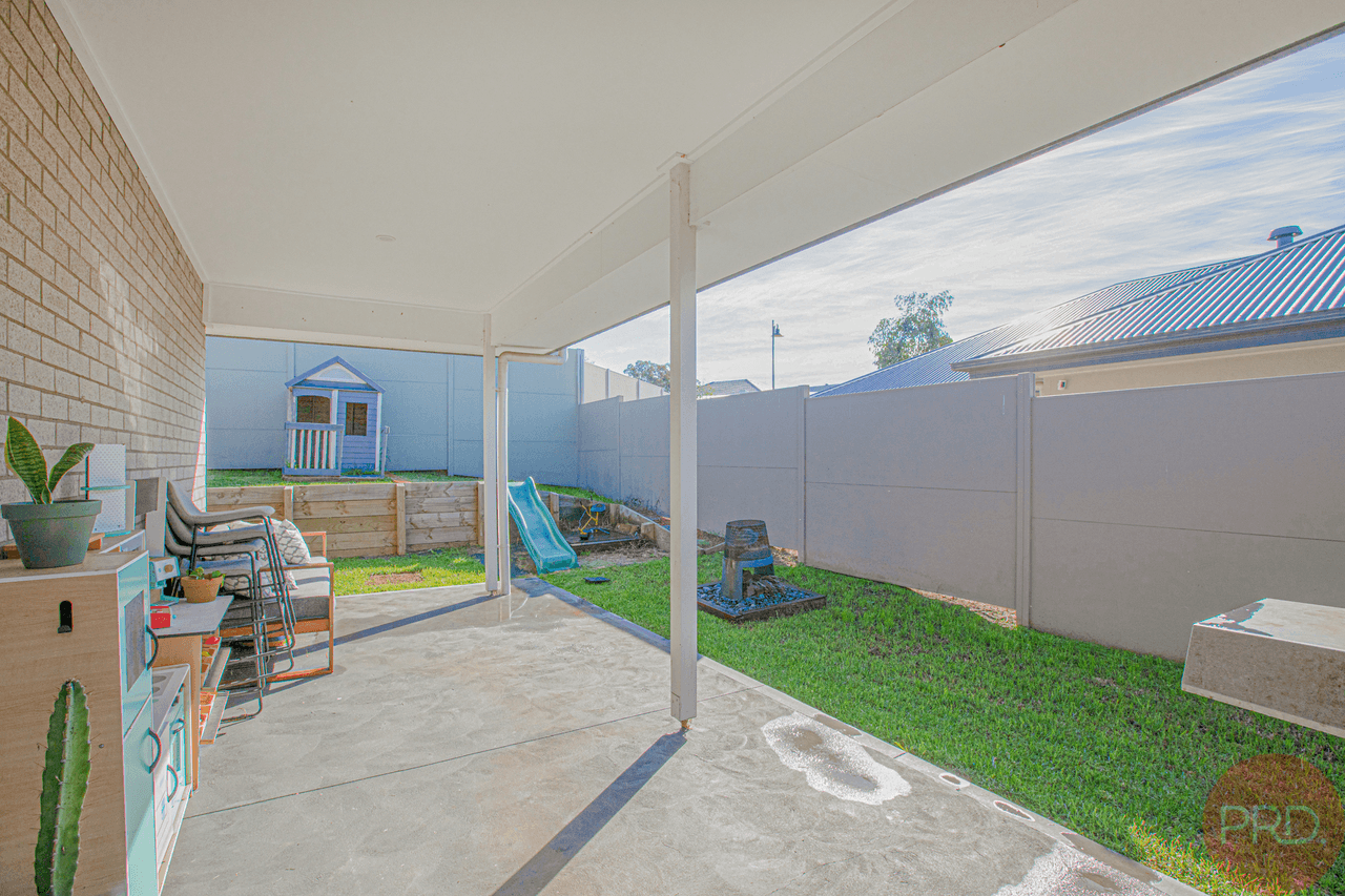 15 Innes Street, NORTH ROTHBURY, NSW 2335