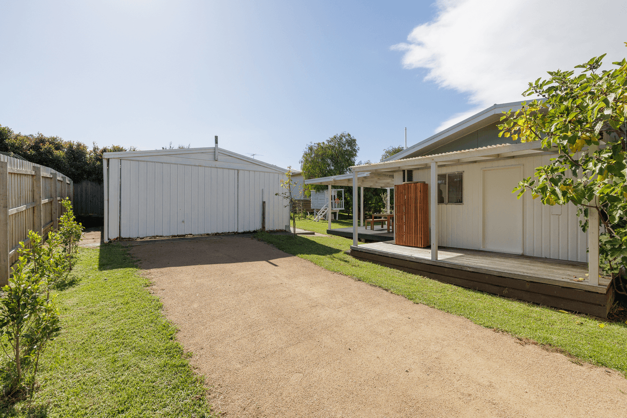 594 Settlement Road, COWES, VIC 3922