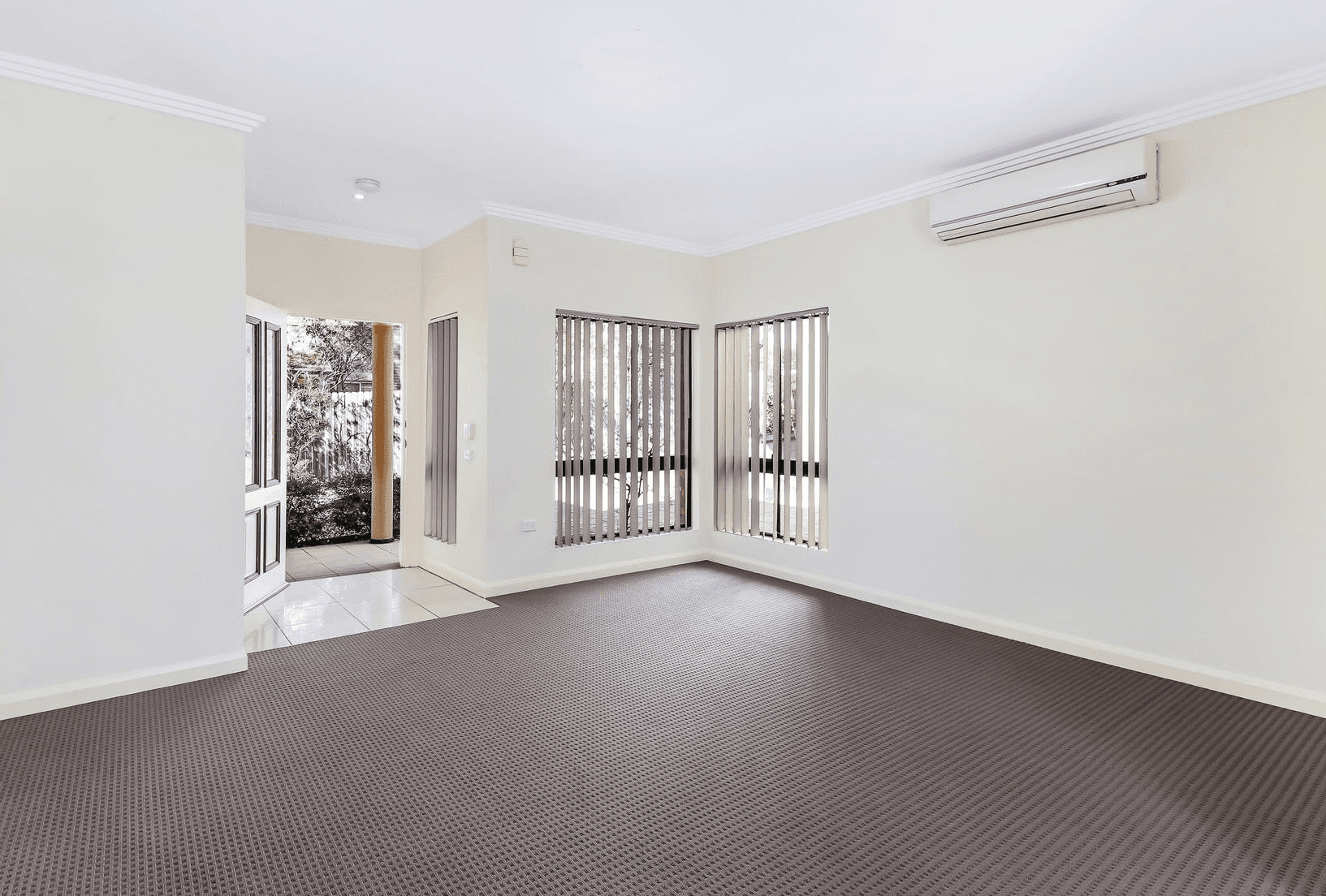 2/13 Stapleton Street, Wentworthville, NSW 2145