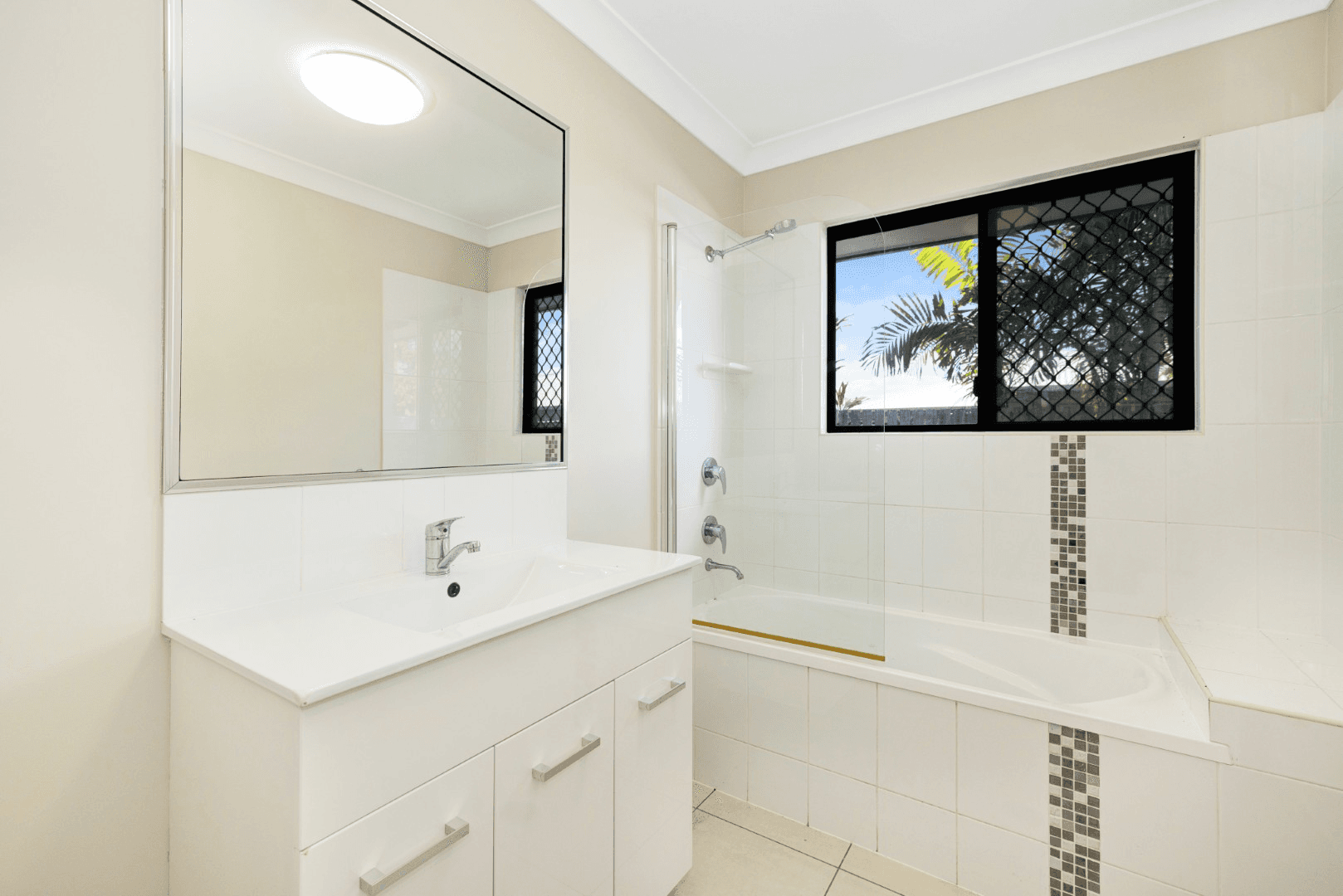 28 Edmonton Drive, DEERAGUN, QLD 4818