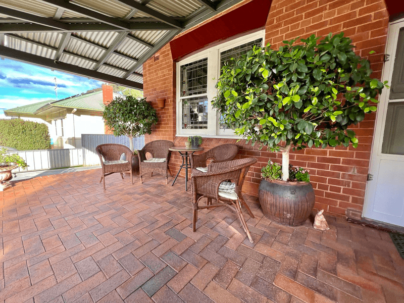 11 Rose Street, PARKES, NSW 2870