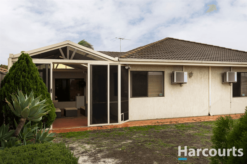 32 Fern Leaf Court, Leeming, WA 6149