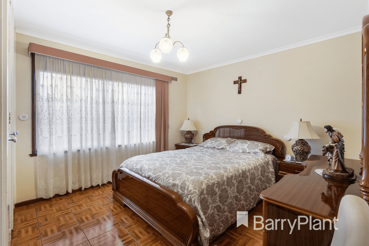 4 Tintern Grove, St Albans, VIC 3021