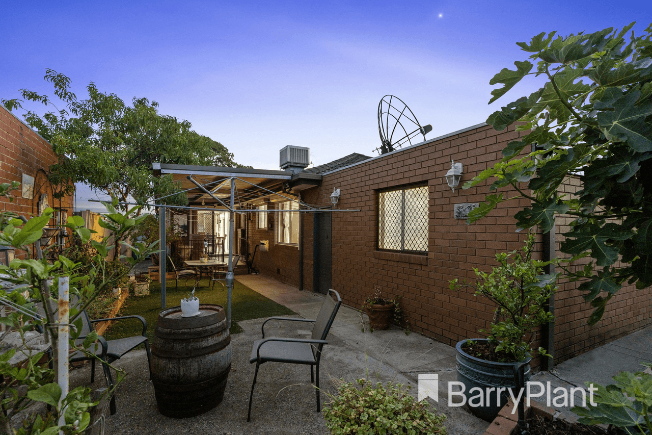 4 Tintern Grove, St Albans, VIC 3021