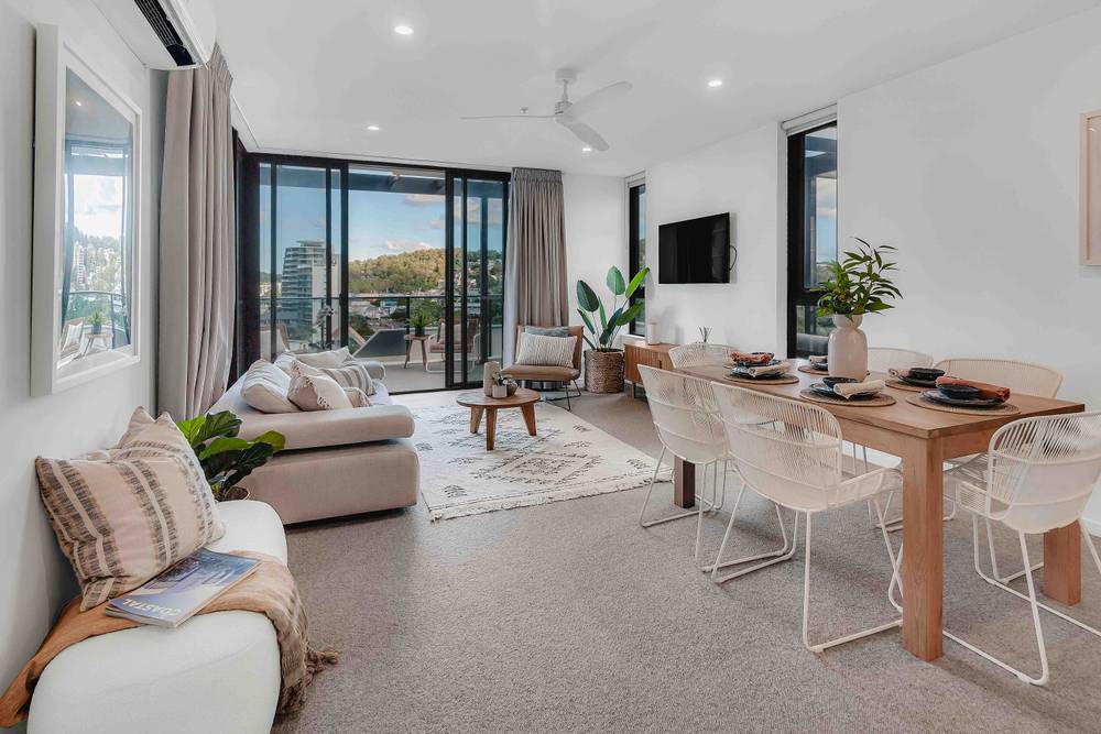51/72 The Esplanade, BURLEIGH HEADS, QLD 4220