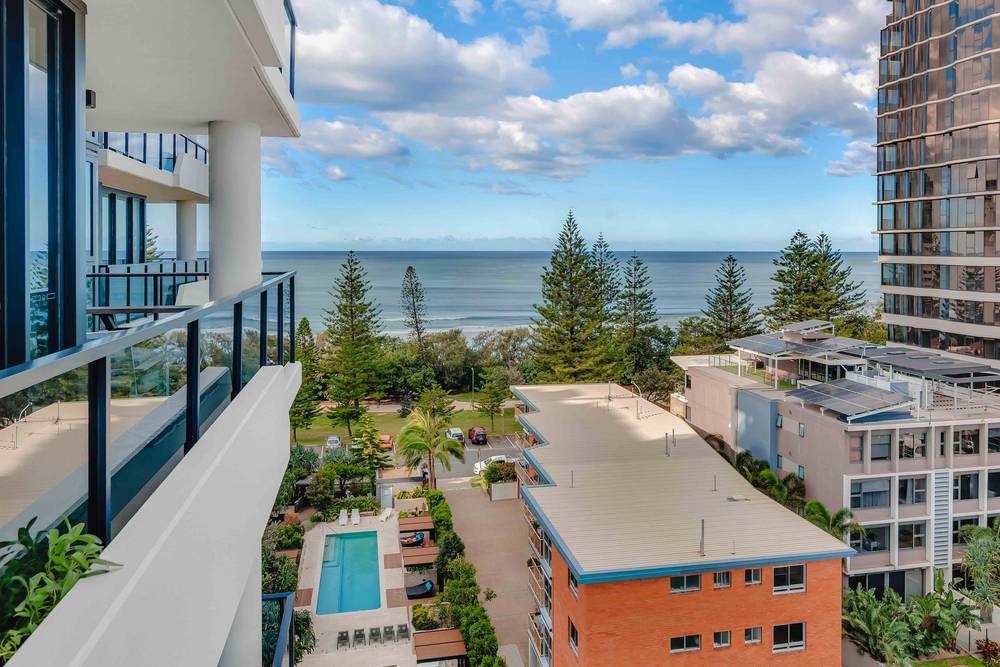 51/72 The Esplanade, BURLEIGH HEADS, QLD 4220