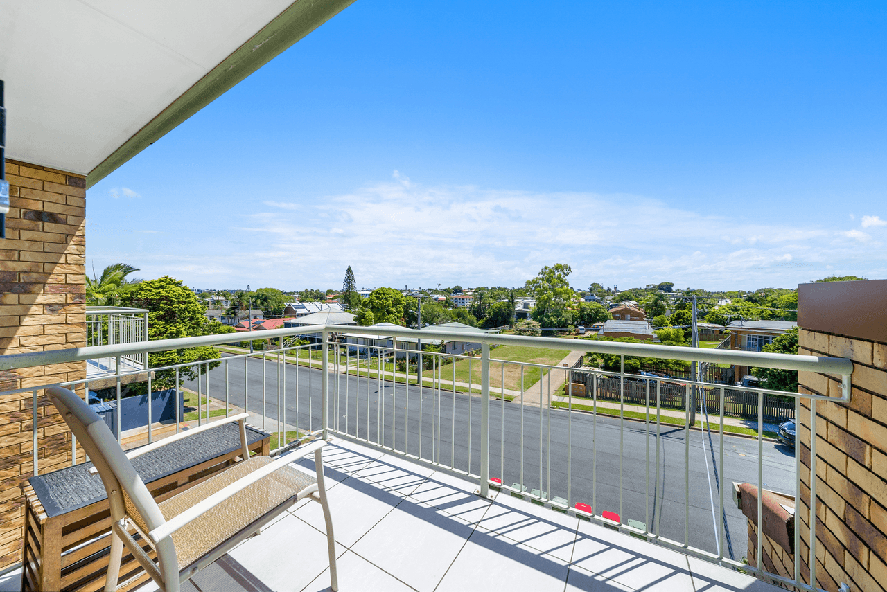 10/45 Marine Parade, REDCLIFFE, QLD 4020